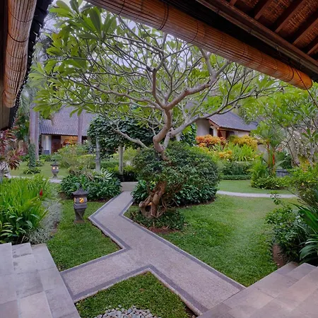 Kutus Kutus Saba Beach Villa-2